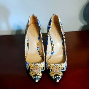 Aldo Kriss Heels Elegant Gold BlueTiger Size 7